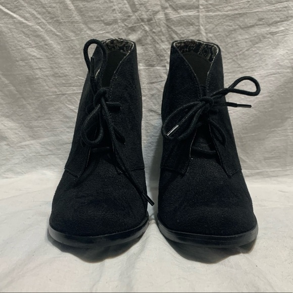 Lace up ankle booties - Picture 3 of 7